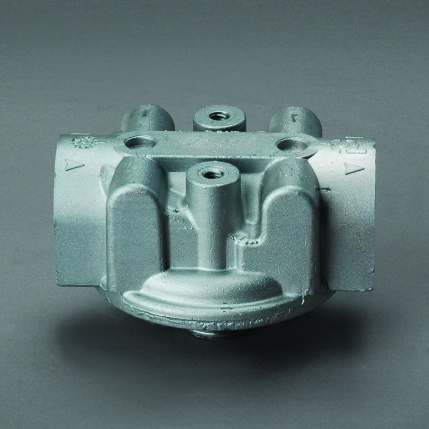 Donaldson® P561136 Hidraulikaszűrő fej